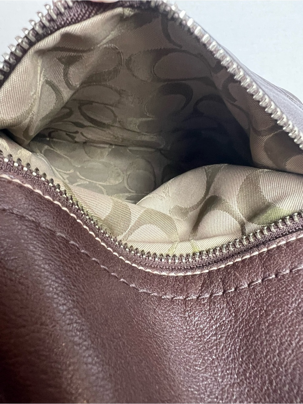 Coach Soho Duffle Brown Leather Slim Crossbody Bag Shoulder Purse Grommets 1415 - Picture 13 of 14
